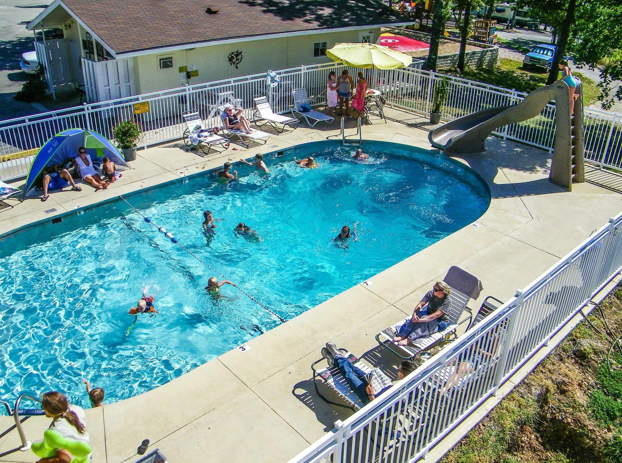 Отель Branson Koa Campground Экстерьер фото